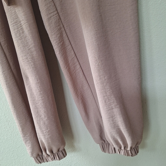 Fraiche by J Tie Balloon Jumpsuit Collared 3/4 Sleeve Taupe Womens Size S - Picture 5 of 9